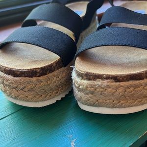 Steve Madden Kimmie Black Sandals